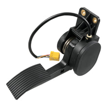 Load image into Gallery viewer, Electronic Accelerator Pedal Fits Mercedes Atego Axor OE 9703000004 Febi 181504