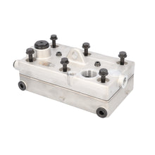 Load image into Gallery viewer, Air Compressor Cylinder Head Fits Mercedes Axor OE 0011305915 Febi 186342