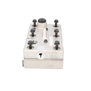 Air Compressor Cylinder Head Fits Mercedes Axor OE 0011305915 Febi 186342