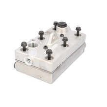 Load image into Gallery viewer, Air Compressor Cylinder Head Fits Mercedes Axor OE 0011305915 Febi 186342