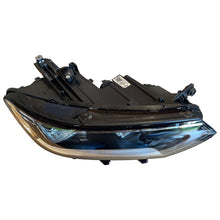 Load image into Gallery viewer, Passat B8 Front Right Headlight Halogen Headlamp Fits VW 3G2941006A Valeo 46625