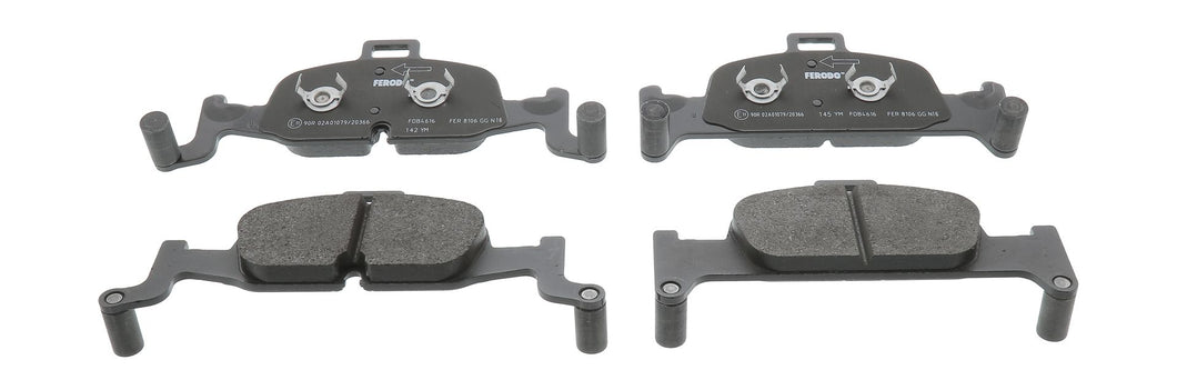 Front Brake Pad Set Fits Audi A5 Q5 A4 quattro 8W OE 8W0698151AD Ferodo FDB4616