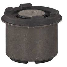 Load image into Gallery viewer, Axle Beam Mount Fits Hyundai OE 554282B000 Febi 174210