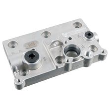 Load image into Gallery viewer, Cylinder Head Fits Volvo OE 22040497 SK2 Febi 176930