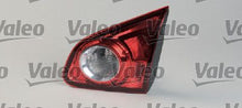 Load image into Gallery viewer, Qashqai Rear Right Inner Light Brake Lamp Fits Nissan OE 26554-JD800 Valeo 43588