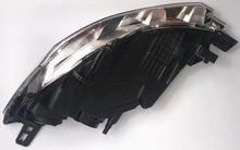 Load image into Gallery viewer, Berlingo Front Right Headlight Halogen Headlamp Fits Citroen 6206-K7 Valeo 43781