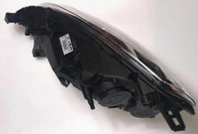 Load image into Gallery viewer, Berlingo Front Right Headlight Halogen Headlamp Fits Citroen 6206-K7 Valeo 43781