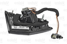 Load image into Gallery viewer, Kuga Rear Right Inner Light Brake Lamp Fits Ford OE 2069184 Valeo 47136