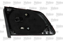 Load image into Gallery viewer, Golf Sportvan Rear Right Inner Light Brake Lamp Fits SV 510945094P Valeo 47221