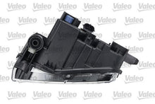 Load image into Gallery viewer, T-Cross Front Right DRL Light Lamp Fits VW OE 2GM941662 Valeo 47433