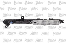 Load image into Gallery viewer, Cayenne Front Right LED Indicator Strip Light Fits Porsche Valeo 47724