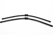 Load image into Gallery viewer, Front Windscreen Wiper Blade Set Flat Silencio 650+650 VM473 VF473 Valeo 574673