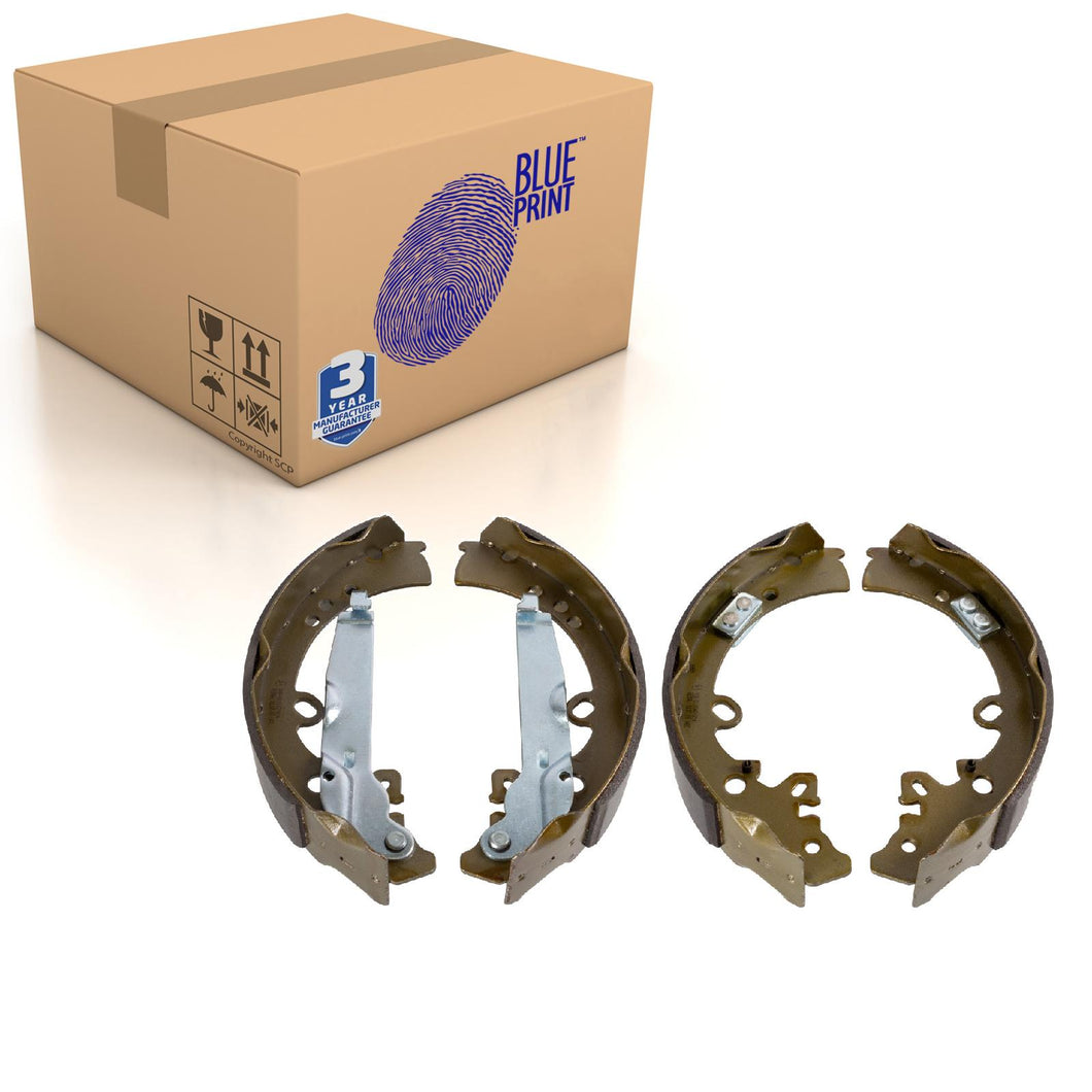 Rear Brake Shoe Set Fits Toyota Fortuner Hilux Revo Vigo Blue Print ADT34174