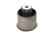 Load image into Gallery viewer, Rear Axle Beam Mounting Fits Audi A2 OE 8Z0501541 Moog AU-SB-8039