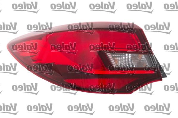 Opel Astra J Sedan Sol Dış Stop Lambası