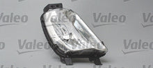 Load image into Gallery viewer, 308 Right Fog Light Halogen Lamp Fits Peugeot OE 9680498880 Valeo 43600
