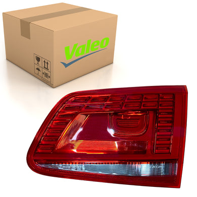 Touareg LED Rear Right Inner Light Brake Lamp Fits VW OE 7P6945308 Valeo 44609
