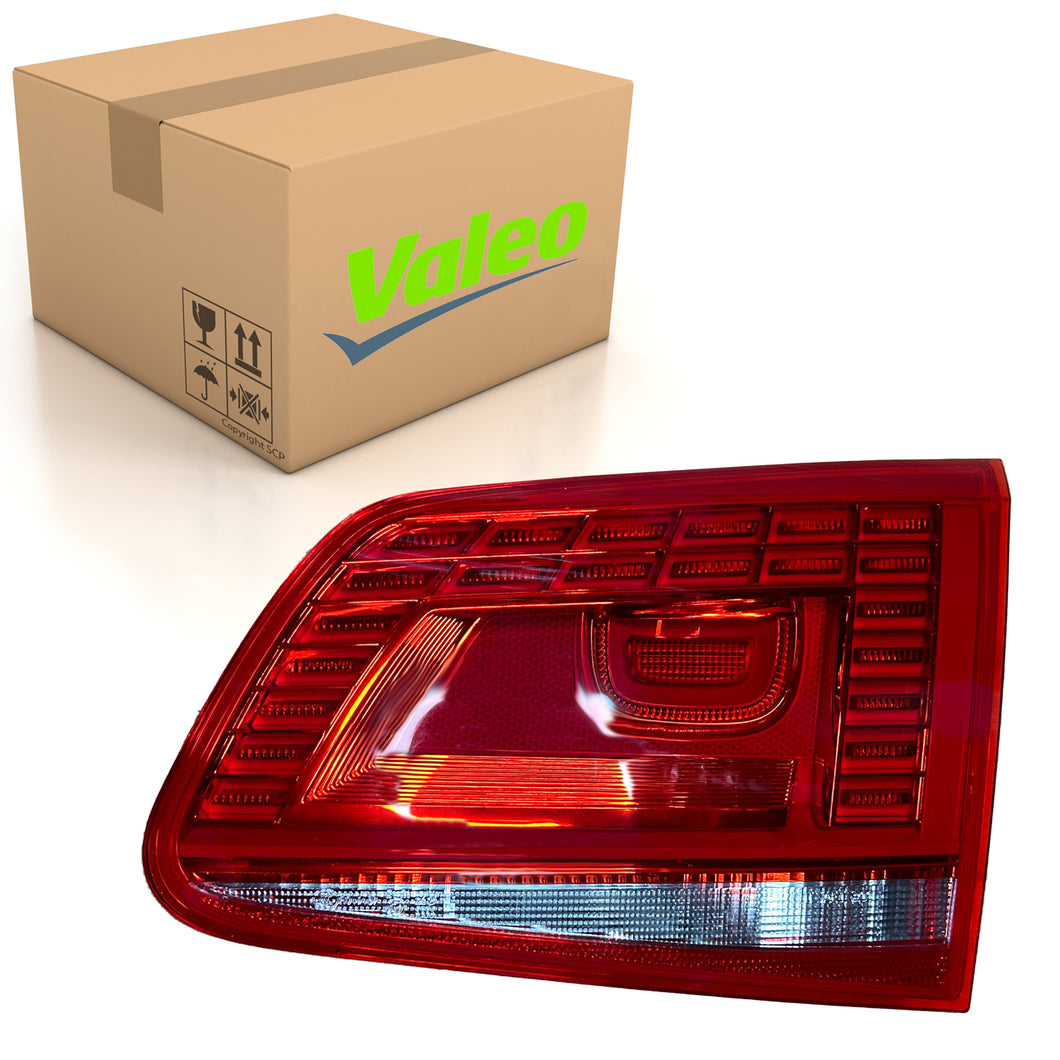 Touareg LED Rear Right Inner Light Brake Lamp Fits VW OE 7P6945308 Valeo 44609