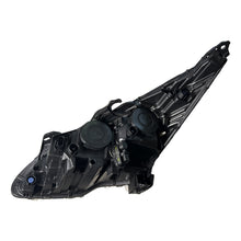 Load image into Gallery viewer, 3008 Front Right Headlight Headlamp Fits Peugeot 5008 OE 9805505580 Valeo 45281