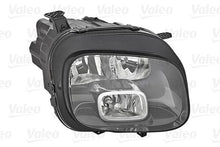 Load image into Gallery viewer, C3 Aircross Front Right Headlight Headlamp Fits Citroen YQ00014980 Valeo 450531