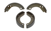 Load image into Gallery viewer, Rear Parking Brake Drum Shoe Set Fits Renault Volvo OE 271997 Ferodo FSB86