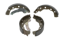Load image into Gallery viewer, Rear Brake Shoe Set Fits Mitsubishi OE MR465094 Ferodo FSB616