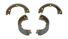 Load image into Gallery viewer, Rear Parking Brake Drum Shoe Set Fits Iveco OE 42535858 Ferodo FSB658