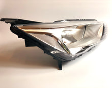 Load image into Gallery viewer, C-Max Front Right Headlight Halogen Headlamp Fits Ford OE 1900175 Valeo 46689