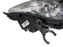 Load image into Gallery viewer, 3008 Front Right Headlight Halogen Headlamp Fits Peugeot OE 6206-P6 Valeo 43787