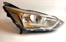 Load image into Gallery viewer, C-Max Front Right Headlight Halogen Headlamp Fits Ford OE 1900175 Valeo 46689