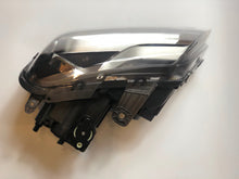 Load image into Gallery viewer, Amarok Front Left Headlight Halogen Headlamp Fits VW OE 2H2941015H Valeo 44881