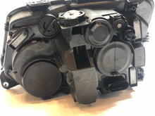 Load image into Gallery viewer, Amarok Front Right Headlight Halogen Headlamp Fits VW OE 2H2941016H Valeo 44882