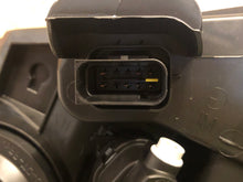 Load image into Gallery viewer, 208 Front Right Headlight Halogen Headlamp Fits Peugeot 9802221380 Valeo 44747