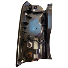 Load image into Gallery viewer, Discovery LED Rear Right Light Brake Lamp Fits Land Rover LR014001 Valeo 44496