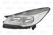 Load image into Gallery viewer, Kuga 2 Front Left Headlight Halogen Headlamp Fits Ford OE 1808351 Valeo 44981