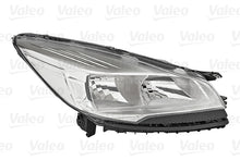 Load image into Gallery viewer, Kuga 2 Front Right Headlight Halogen Headlamp Fits Ford OE 1808349 Valeo 44982