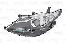 Load image into Gallery viewer, Auris Front Left Headlight Halogen Headlamp Fits Toyota 8117002E30 Valeo 45142