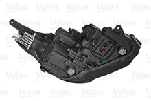 Load image into Gallery viewer, Crossland Front Left Headlight LED Headlamp Fits Vauxhall 39052149 Valeo 46946