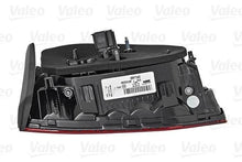 Load image into Gallery viewer, Golf MK7 Estate Rear Right Inner Light Brake Lamp Fits VW 5G9945094J Valeo 47202